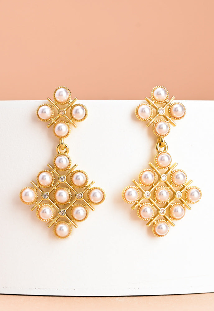 pearl-and-zircon-lattice-earrings