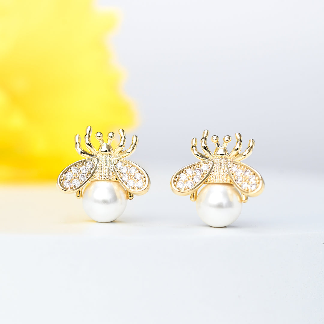 Queen Bee Pearl Earrings