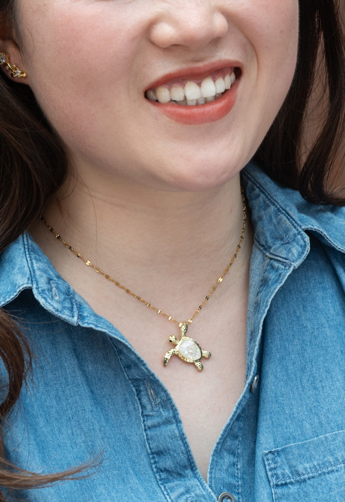 Turtle Necklace in Mother of Pearl