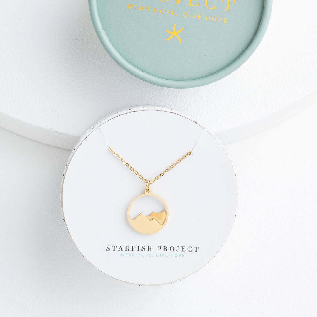 Elevation Necklace in Gold