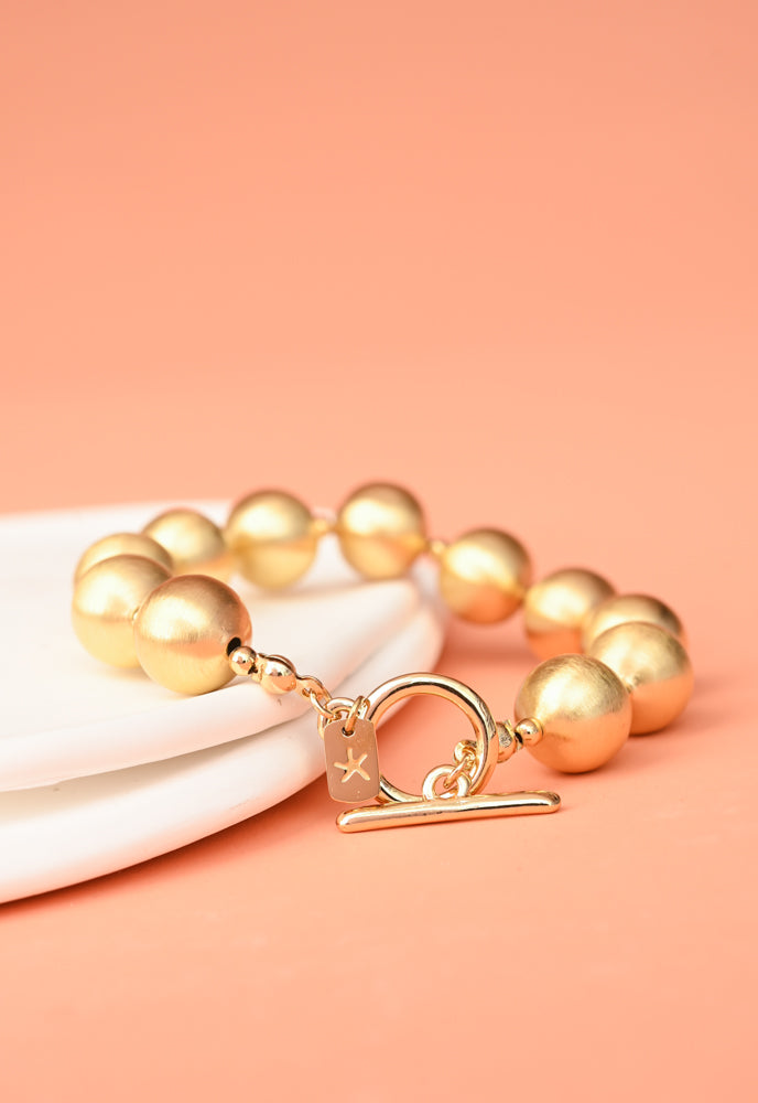 En Vogue Ball Bracelet in Gold