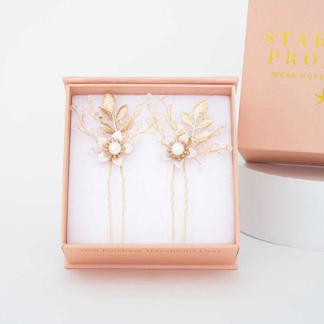 Everly Pearl Hair Pins in Gold