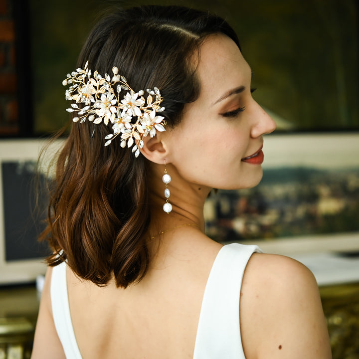 Magnolia Crystal and Zircon Hair Clip