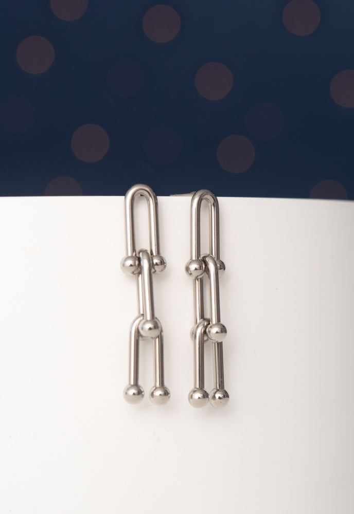 U Link Chain Earrings in Silver