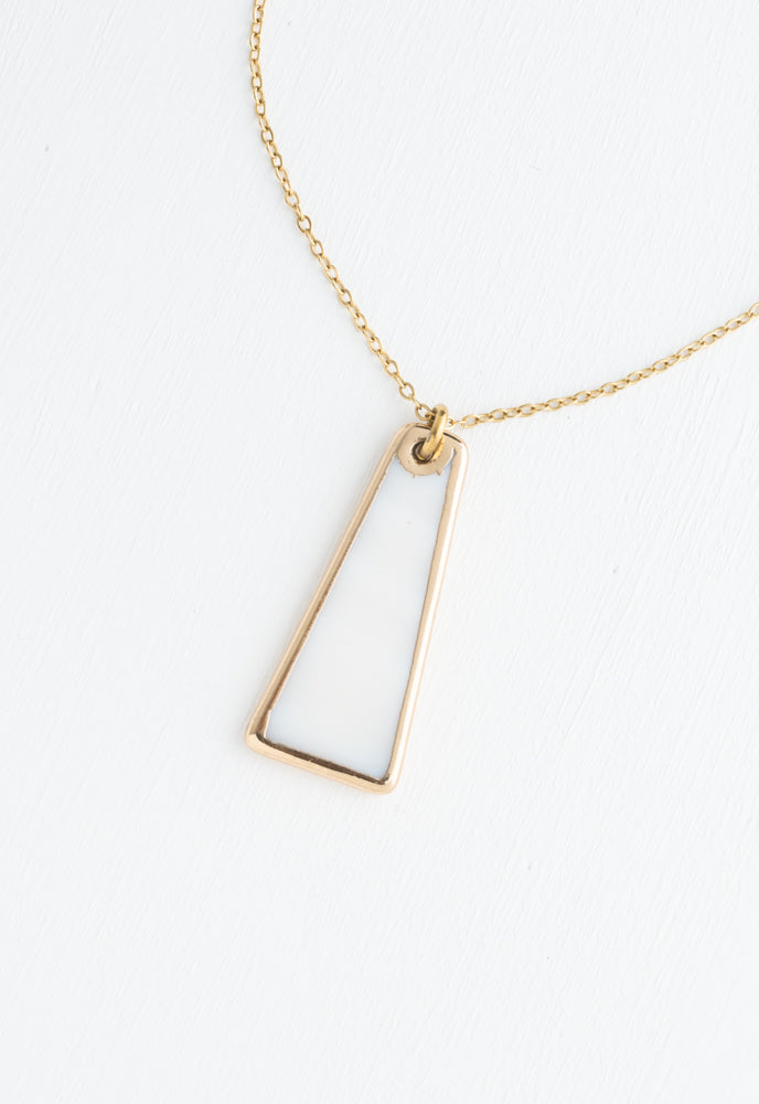Pillar Mother of Pearl Necklace in Gold